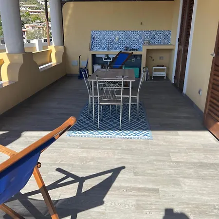 Casa Isabella Loc Turist Br * Lípara