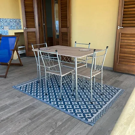 Casa Isabella Loc Turist Br Lípara